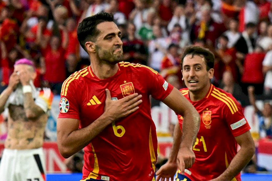 Gol Mikel Merino Antarkan Spanyol Kandaskan Jerman