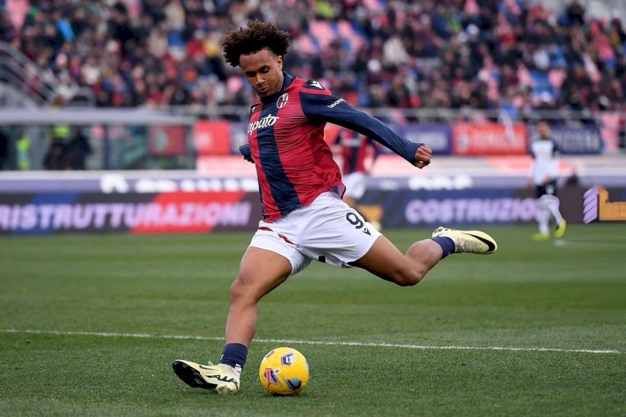 Manchester United membuat kemajuan dalam kesepakatan untuk perekrutan Joshua Zirkzee